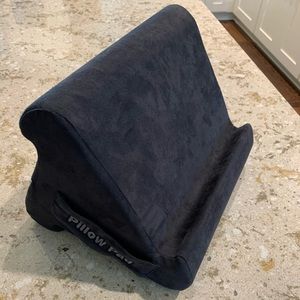 Foam Tablet stand